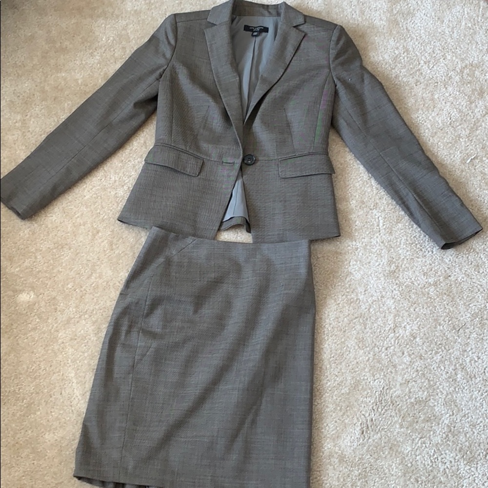 00P Ann Taylor Suit Jacket Skirt Set